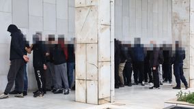 Ετοιμάζονται εντάλματα για δύο υπαρχηγούς στην ομάδα των χούλιγκανς (vid)
