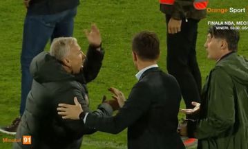 Τρομερές σκηνές στη Ρουμανία: Ο Πετρέσκου ζήτησε έξαλλος τον λόγο από τον Χάτζι γιατί δεν τον άφησε να νικήσει! (vid)