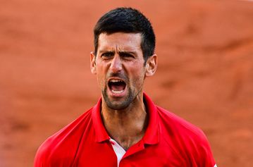 Χωρίς να ιδρώσει ο Τζόκοβιτς