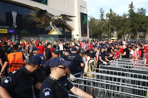 Δύο προσαγωγές στη Ριζούπολη πριν τον τελικό - Φορούσαν full face και πετούσαν πέτρες από τη γέφυρα