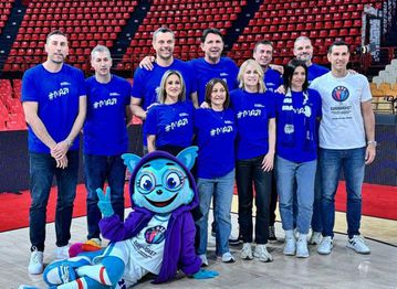 Eurobasket Γυναικών 2025: «Όταν παίζουν τα κορίτσια, εμείς παίζουμε... κερκίδα» - To επικό βίντεο με Ζήση- Διαμαντίδη (vid)