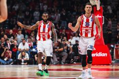 Εξαιρετικός Ερυθρός Αστέρας με 100άρα - Ισοφάρισε τη σειρά με τη Μπούντουσνοστ