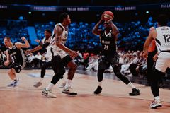 Η Ντουμπάι BC «σόκαρε» την Παρτιζάν στην παράταση και έκανε το 1-1