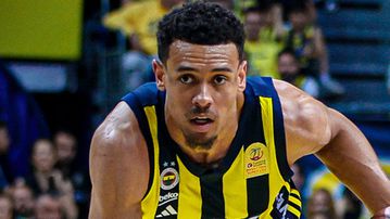 Φενέρμπαχτσε - Τουρκ Τέλεκομ 89-68: Πειστικό 1-0 στα προημιτελικά με ηγέτη τον Μπάλντγουιν