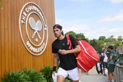 Τσιτσιπάς για Ιβανίσεβιτς: «Με προπονεί σαν να ξεκίνησα τώρα το τένις»