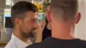 Διακοπές στην Πάρο για τον Τζόκοβιτς: Ψαρομεζέδες, χαλάρωση και η «σχέση» του με την ΑΕΚ