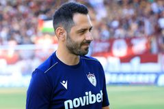 Μετά τον Ατανάσοφ η ΑΕΛ ανακοινώνει άλλους δύο