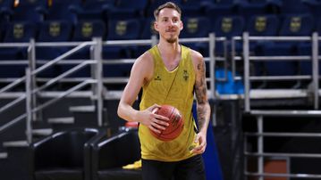 Γιατί ο Κουλμπόκα χάνει τα δυο πρώτα φιλικά του Άρη