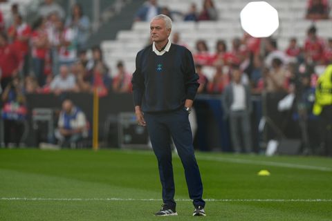 Αυτοί είναι οι τρεις λόγοι που η Φενέρμπαχτσε απέλυσε τον Μουρίνιο