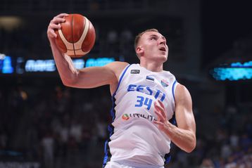 Ιστορική αστοχία για τους Εσθονούς