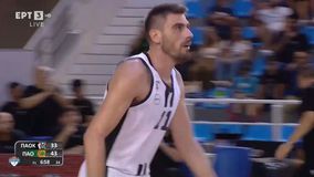 O ΠΑΟΚ μείωσε τη διαφορά με τρίποντα