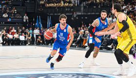 Το Super Cup βάφτηκε στα... χρώματα της Εφές με τη Φενέρ να χάνει λίγα εικοσιτετράωρα πριν φιλοξενήσει τον Ολυμπιακό