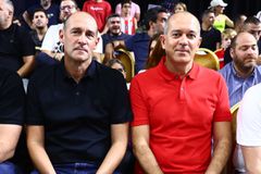 Ολυμπιακός: Οι αδελφοί Αγγελόπουλοι έδωσαν το «παρών» στην τελευταία προπόνηση επί ελληνικού εδάφους ενόψει Final 4 (vid)