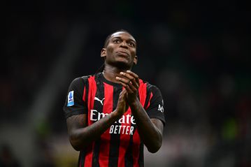 Θρύλος της Μίλαν ανησυχεί για τον Ραφαέλ Λεάο