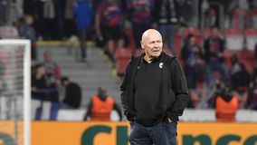 Τέλος ο Κούμπεκ από τη Βικτόρια Πλζεν