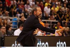 Πλάθα: «Να μάθουμε από τα λάθη μας, είμαστε η ΑΕΚ και πρέπει να παίζουμε καλύτερα»