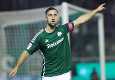 Με πέναλτι του Σπόραρ 3-0 ο Παναθηναϊκός - Έμεινε με δέκα παίκτες ο Πανσερραϊκός (vid)