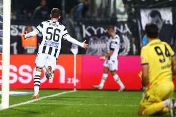 Άνοιξε λογαριασμό ο Μύθου στην Τούμπα (vid)