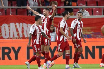 Η γκολάρα του Γιάρεμτσουκ για το 3-0 του Ολυμπιακού