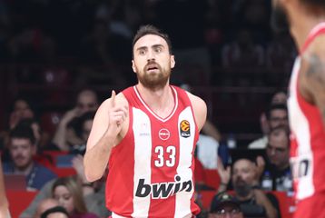 Ο Μιλουτίνοφ παραδέχτηκε την ανωτερότητα της Μονακό