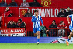 Βασικοί Κωστούλας και Τζίμας στο ματς της Μπράιτον με την Άρσεναλ