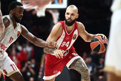 Πληγώθηκε γιατί δεν είχε τρίποντο και Φουρνιέ