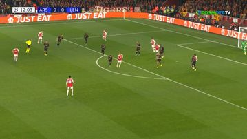 Αδίστακτη η Άρσεναλ: Τέσσερα γκολ μέσα σε 27 λεπτά για τους «κανονιέρηδες» (vid)