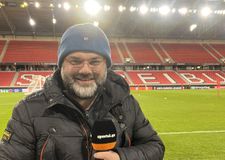 O Διονύσης Βερβελές για το παιχνίδι του Ολυμπιακού με τη Φράιμπουργκ (vid)