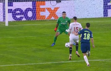 Το φοβερό πλασέ του Εν Νεσίρι για το 2-0 της Σεβίλλης