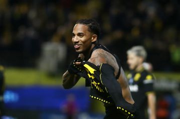 Νίκη σε ματς-θρίλερ ο Άρης με «λυτρωτή» τον Ντούντου!