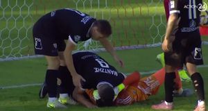 Η εξαιρετική ενέργεια παίκτη της Καλαμάτας όταν τραυματίστηκε ο πορτιέρε της Ηλιούπολης (vid)