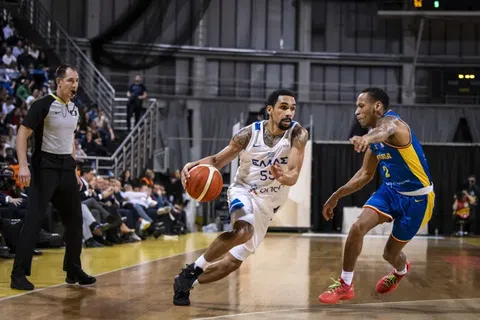 Διπλή ελληνική υποψηφιότητα από τη FIBA για το κορυφαίο ντεμπούτο