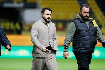 Ο Άρης απάντησε στην ΑΕΛ Novibet και τα έβαλε με Πολυχρόνη, Κουμπαράκη και Λανουά!