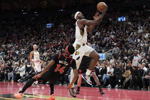 Εύκολη νίκη για τους Πέισερς, βυθίζονται οι Ουίζαρντς