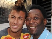 Το μήνυμα του Νεϊμάρ για τον Πελέ: «Μετέτρεψε το ποδόσφαιρο σε τέχνη»