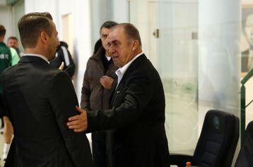 Ο Τερίμ έβαλε την υπογραφή λίγο πριν την παρουσίαση