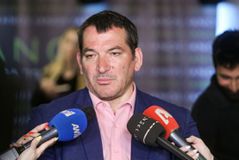 Πύρρος Δήμας: «Στην Ελλάδα μας θεωρούν Αλβανούς και στην Αλβανία Έλληνες»