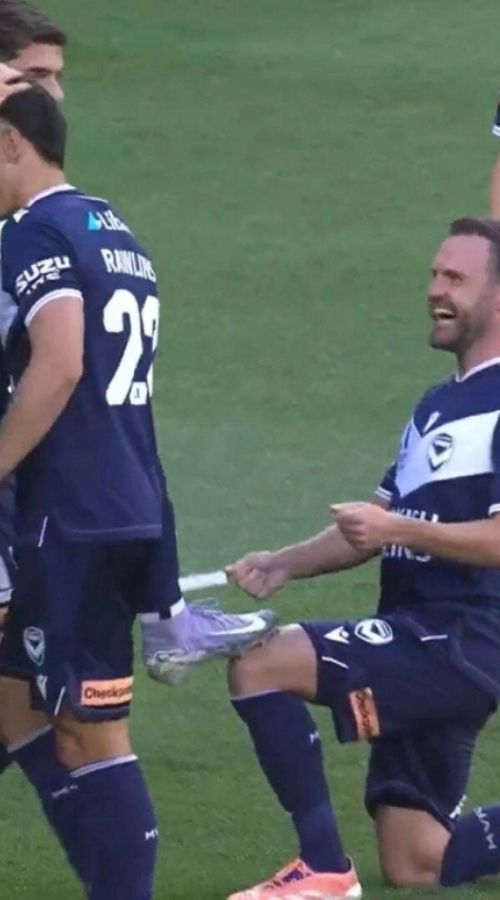 Τρομερός Βέργος: Έκανε χατ τρικ και ο θρυλικός Χουάν Μάτα «υποκλίθηκε» (vids)