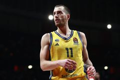 Στο στόχαστρο της ΑΕΚ ο Ματ Τόμας