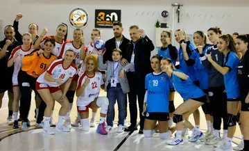 Ιστορική στιγμή για το χάντμπολ γυναικών με το 1ο All Star Game