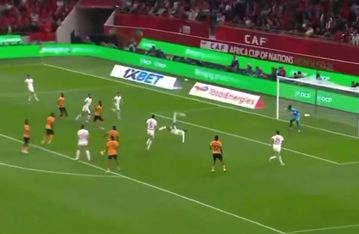 Ποιος να τον σταματήσει; Ο Ελ Κααμπί σκόραρε ξανά με το ψαλιδάκι (vid)