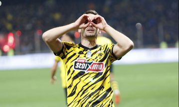 Η ΑΕΚ είναι μόνη στην κορυφή μετά από 1.744 μέρες