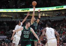 Επιστροφή στις νίκες οι Σέλτικς, «λύγισαν» από τους Ουόριορς οι Θάντερ του τρομερού Σάι (vid)