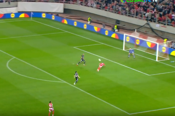 Ο Ολυμπιακός κοντά στο 1-0 με Ελ Κααμπί