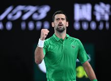 Επική πρόκριση Τζόκοβιτς στον τελικό του Australian Open, «λύγισε» τον Σίνερ