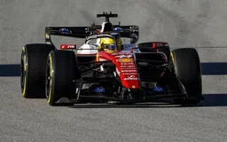 Ο Χάμιλτον ταχύτερος όλων στην ολοκλήρωση των δοκιμών της Βαρκελώνης