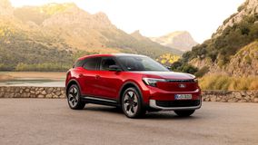 Ford: Νέες μπαταρίες για αυξημένη αυτονομία και πιο γρήγορη φόρτιση στα Explorer και Capri