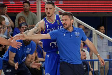 Συγκινητικός Ποτζέκο για Πολονάρα: «Αν ξαναπατήσει παρκέ, θα είναι το είδωλό μου για πάντα»