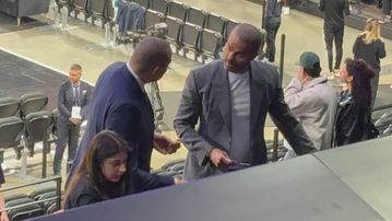 Ο Τόνι Πάρκερ παρών στην LDLC Arena για το Βιλερμπάν - Παναθηναϊκός - Το βίντεο του Sportal