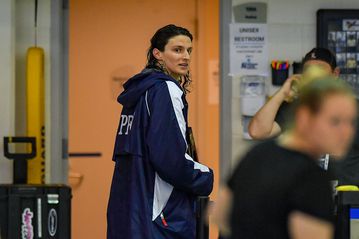 «Επίθεση» στην τρανς κολυμβήτρια Λία Τόμας: Απειλεί τον γυναικείο αθλητισμό
